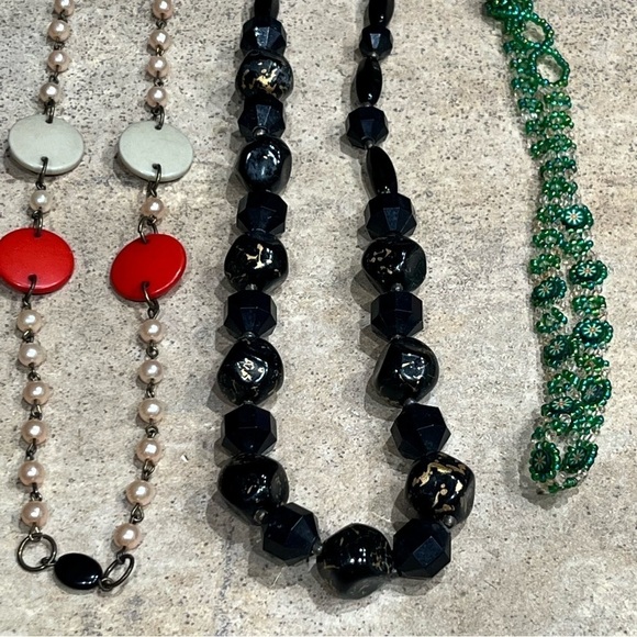 Faux, Costume Jewelry, Necklace and Bracelet - Picture 2 of 11